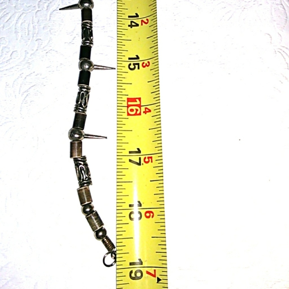 Vintage 90s Metal Spike Necklace (Unisex) - Picture 6 of 8